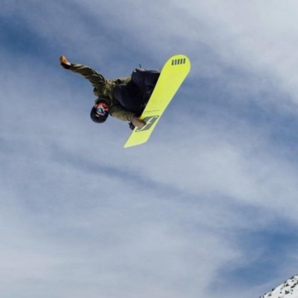 Rental Gear Snowboard - Quest