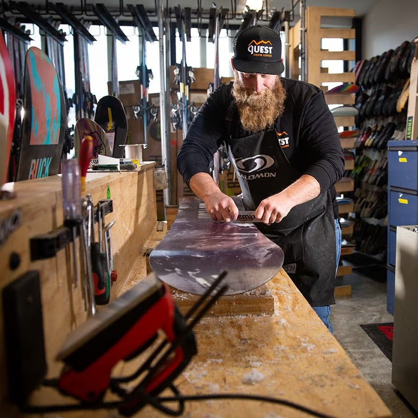 Rental Gear Snowboard - Quest