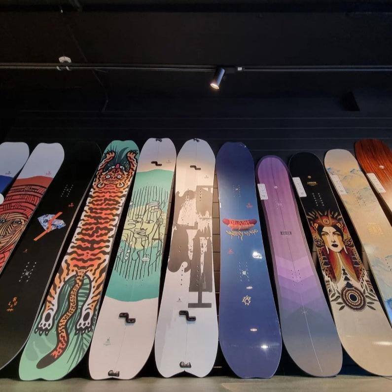 Rental Gear Snowboards - Alta